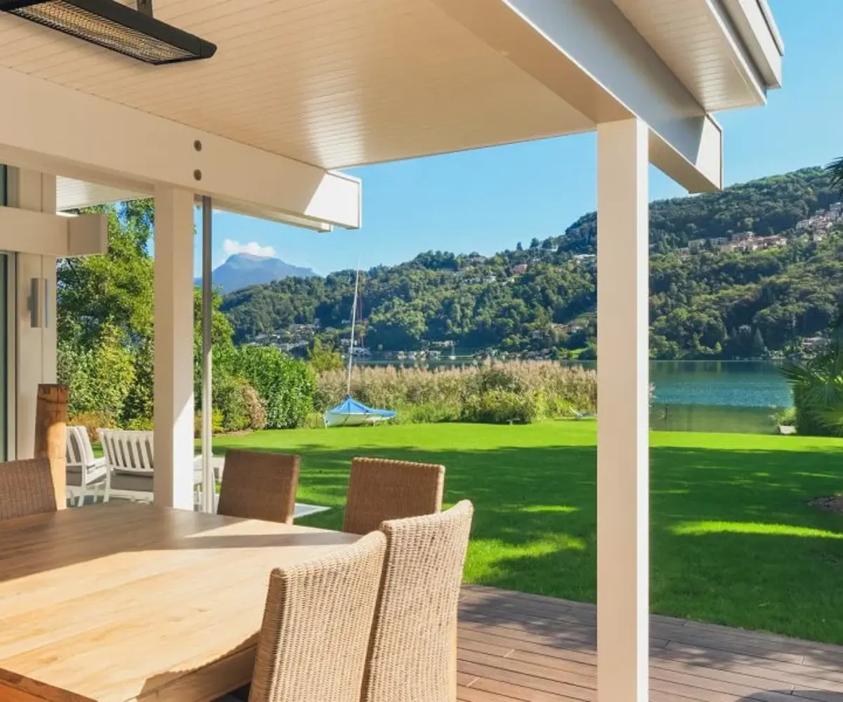 1 CALOR Hengende Over Bordet Pekende Rett Ned 2 1200X600 (1)